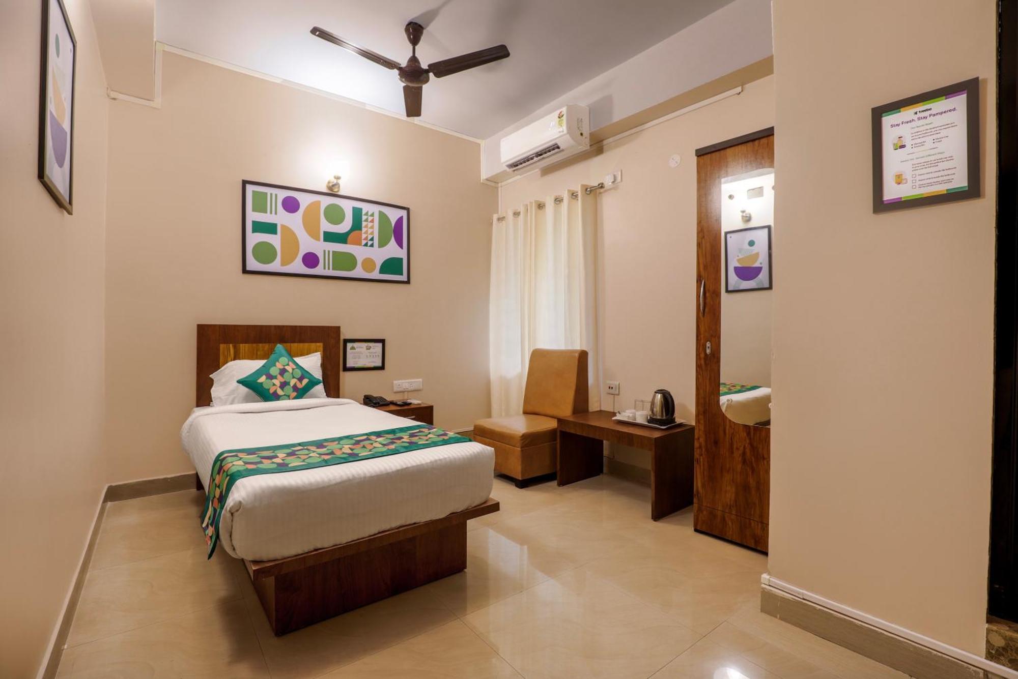 Treebo Urban Oasis Inn Guwahati Exterior foto