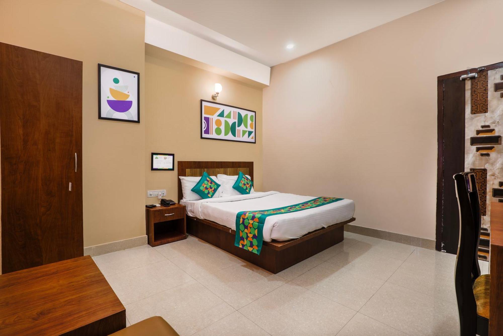 Treebo Urban Oasis Inn Guwahati Exterior foto